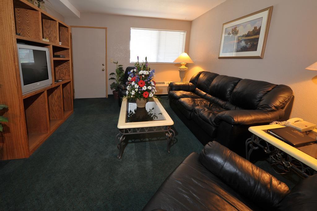 Shilo Inn Suites Hotel - Nampa Suites Kültér fotó